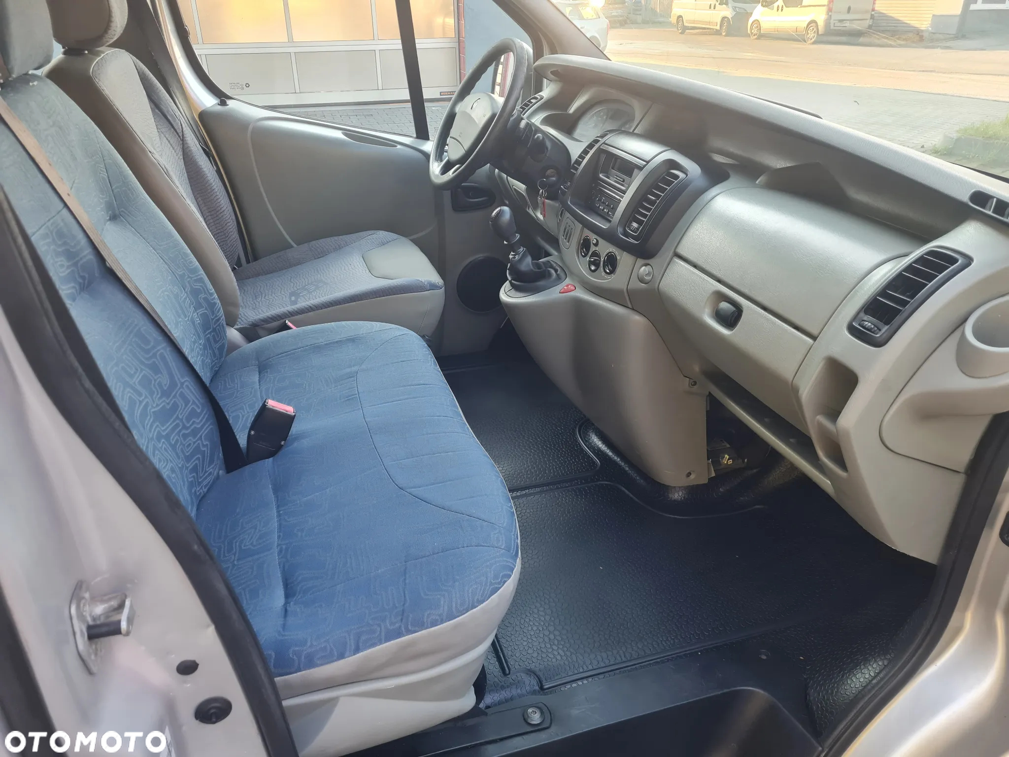 Renault Trafic dCi L2H1 - 11