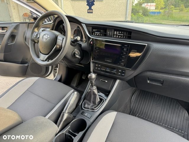 Toyota Auris 1.33 VVT-i Active - 5