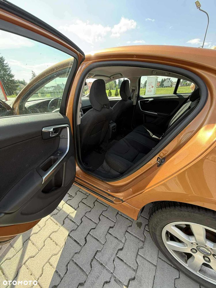 Volvo S60 - 9
