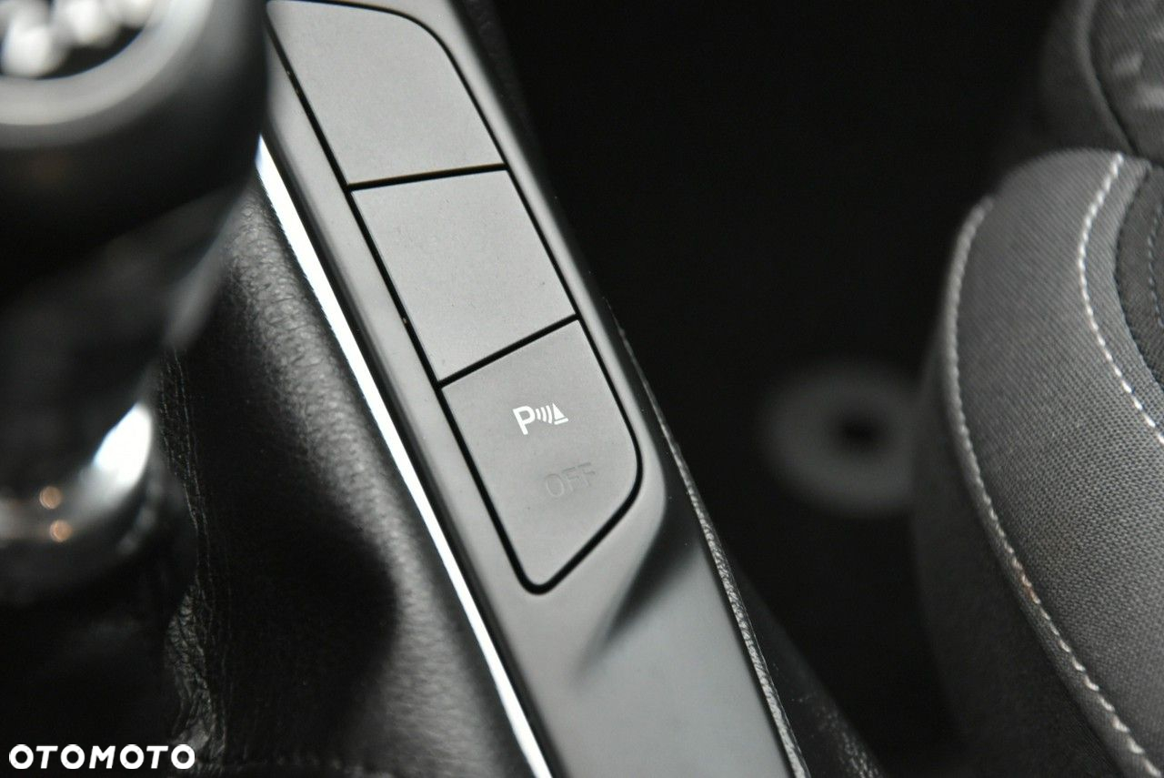 Ford Focus - 34
