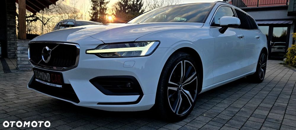 Volvo V60 D4 Geartronic Momentum Pro - 3