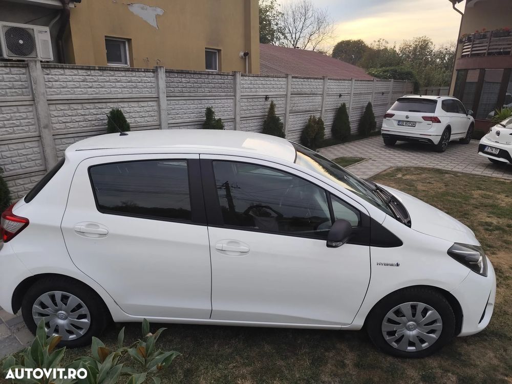 Toyota Yaris - 4