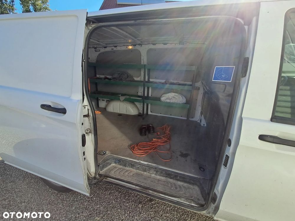 Mercedes-Benz 111 Vito - 3