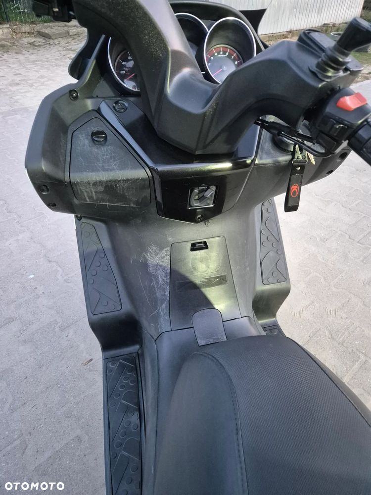 Kymco Downtown - 7