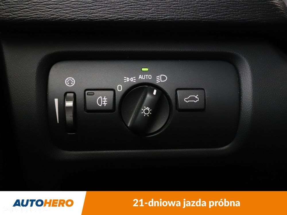 Volvo V40 - 26