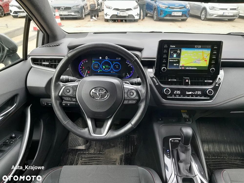 Toyota Corolla - 10