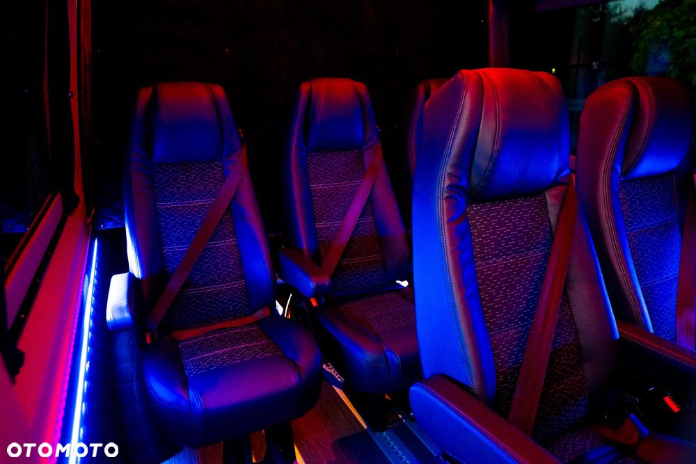 Mercedes-Benz SPRINTER 319, 9 OSOBOWY- VIP CLASS - 18