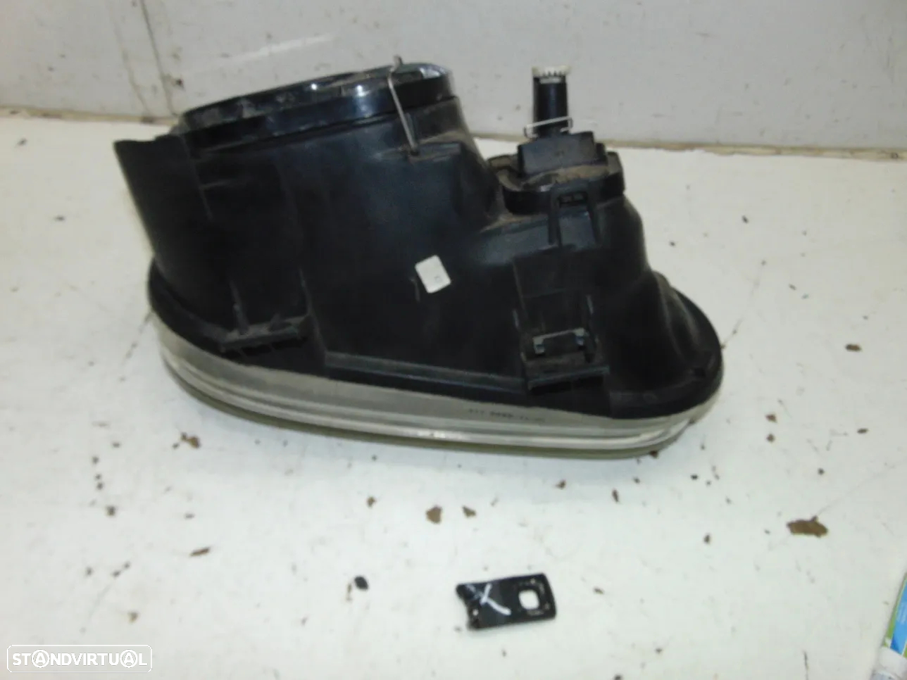 VW Golf 4 farol - 5