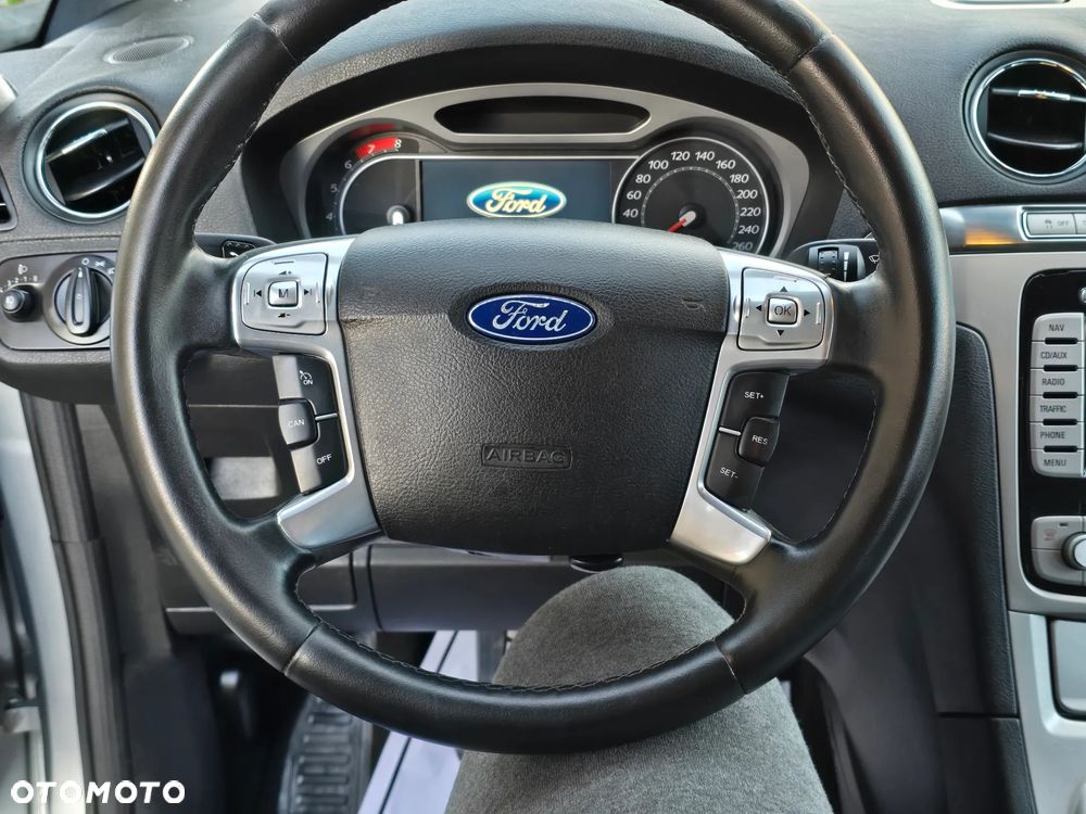 Ford S-Max 2.0 Titanium - 20