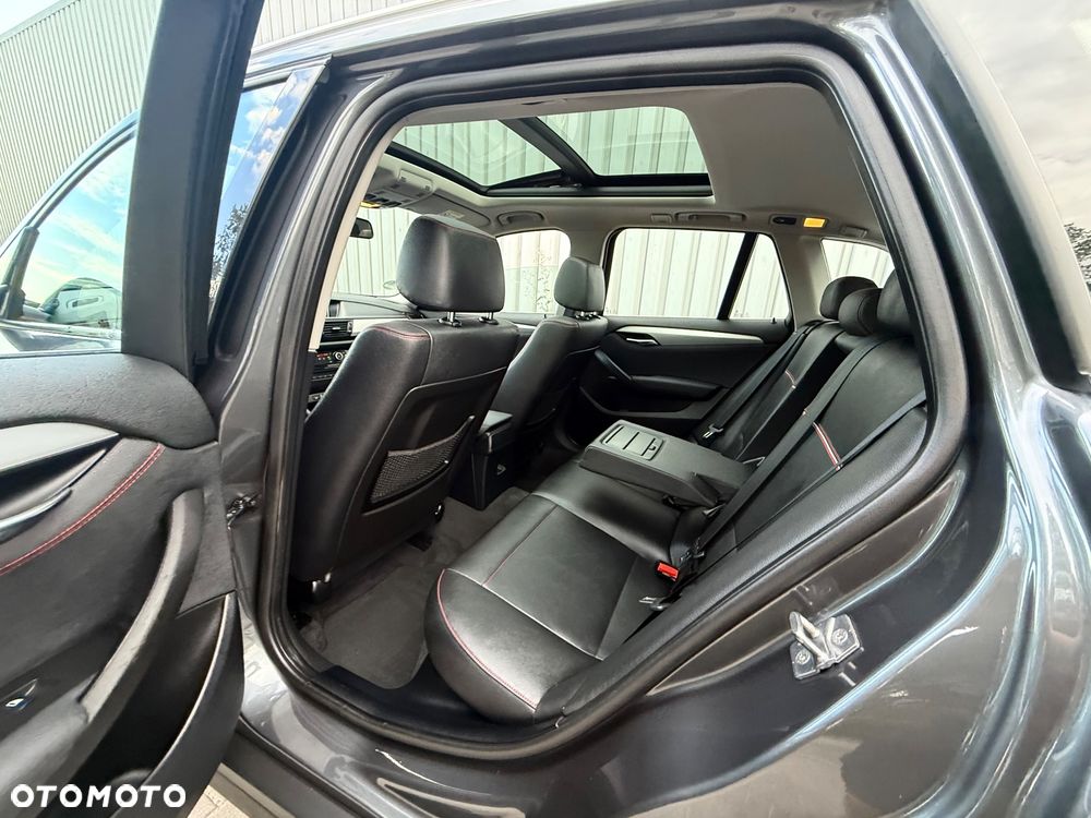 BMW X1 sDrive20d Sport Line - 17