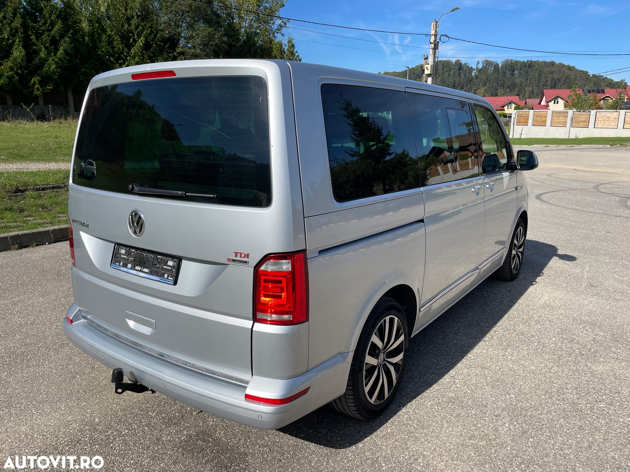 Volkswagen Multivan - 2
