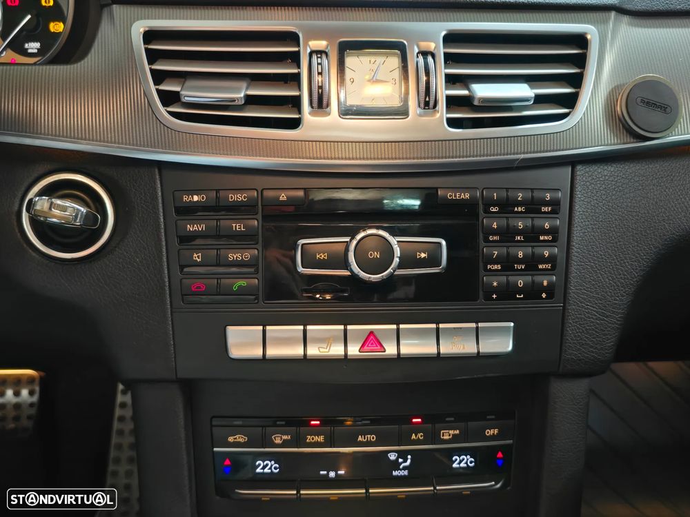 Mercedes-Benz E 300 Bluetec Hybrid Avantgarde - 22