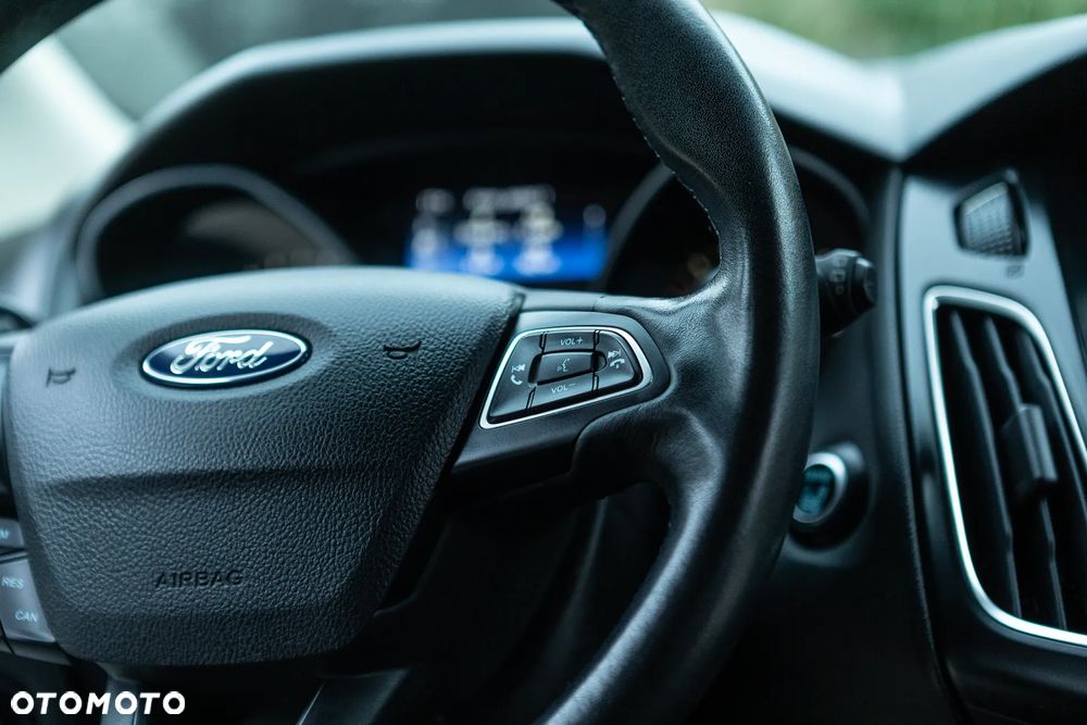 Ford Focus - 31