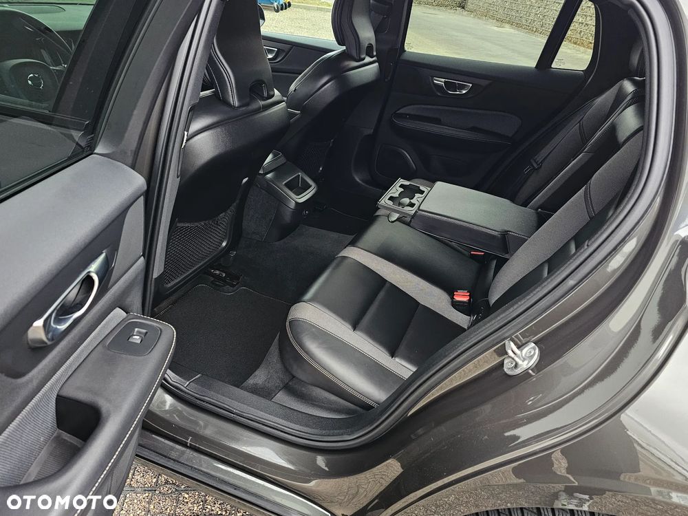 Volvo V60 B3 B DKG RDesign - 30