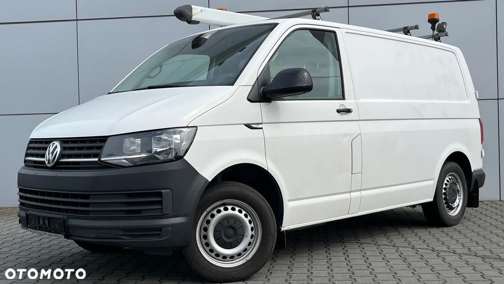 Volkswagen Transporter - 2