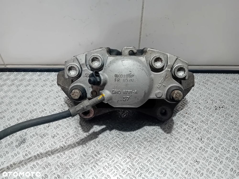 zacisk hamulcowy prawy przód Audi A4 B8 - 3