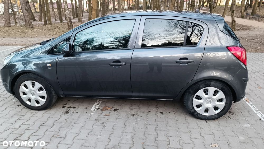 Opel Corsa 1.4 16V Edition 111 Jahre - 4
