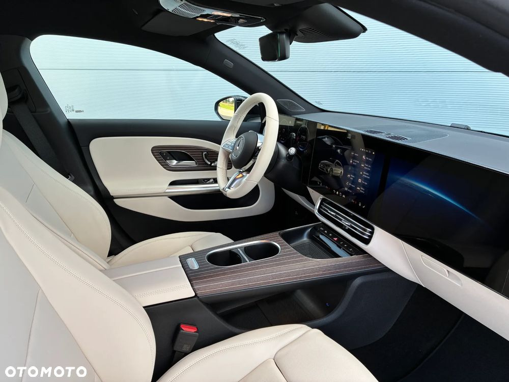 Mercedes-Benz CLA 200 mHEV 8G-DCT - 5
