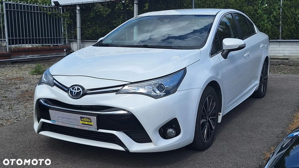 Toyota Avensis - 1