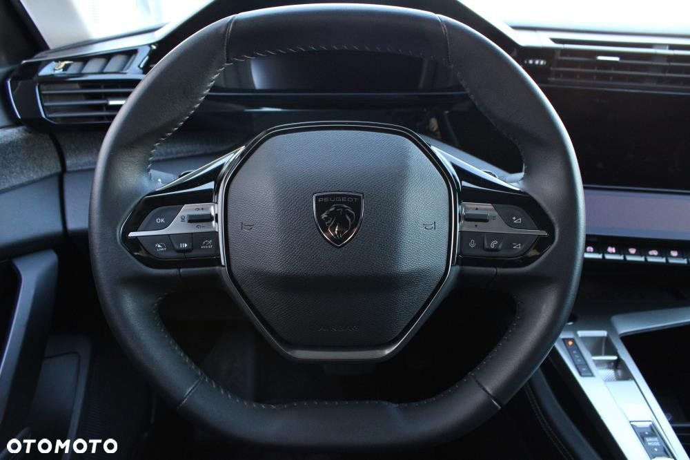 Peugeot 408 - 14