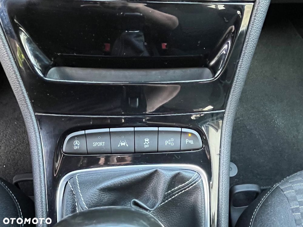 Opel Astra 1.6 CDTI DPF ecoFLEX Start/Stop Edition - 11