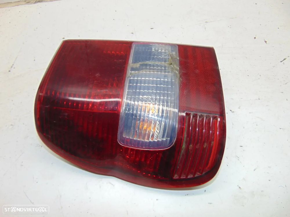 Mitsubishi Pajero Pinin farolim - 3