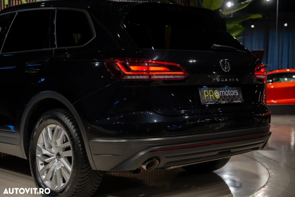Volkswagen Touareg - 16