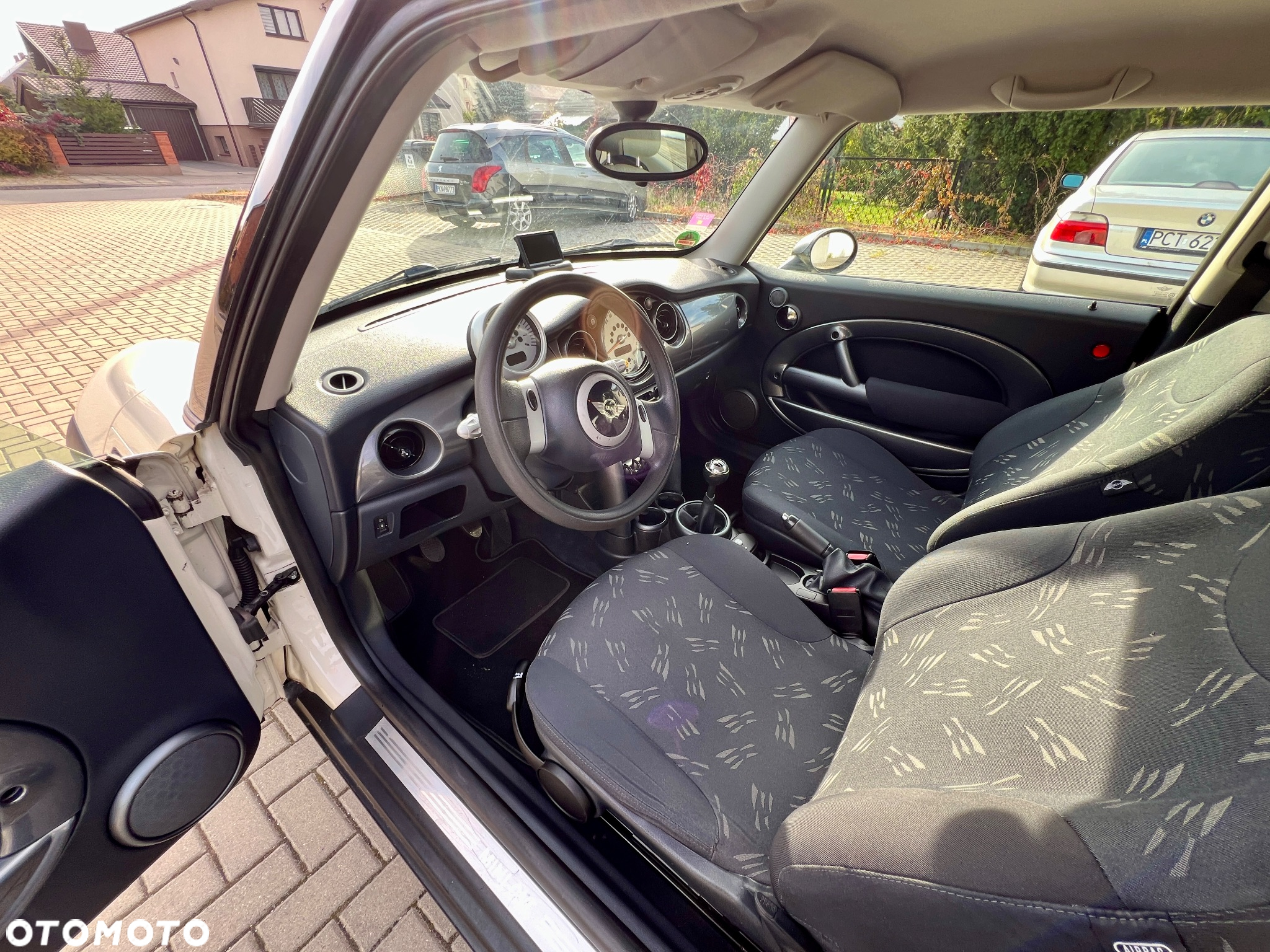 MINI ONE Standard - 12