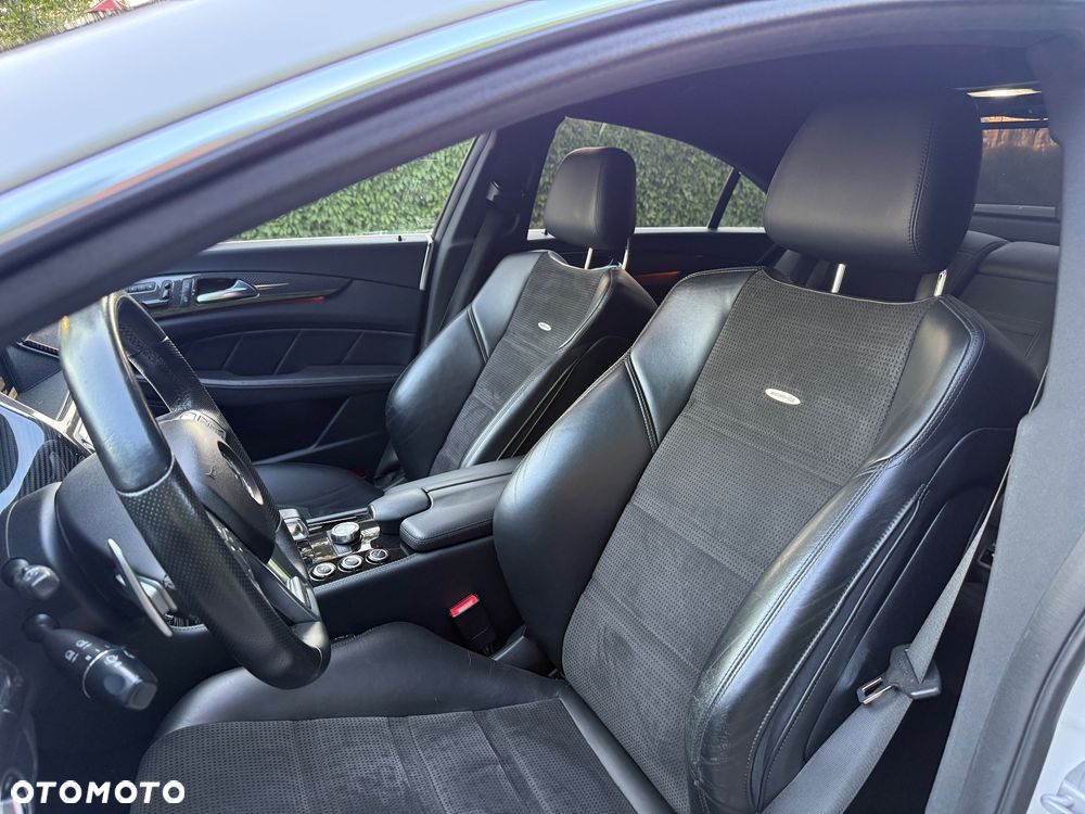 Mercedes-Benz CLS - 12