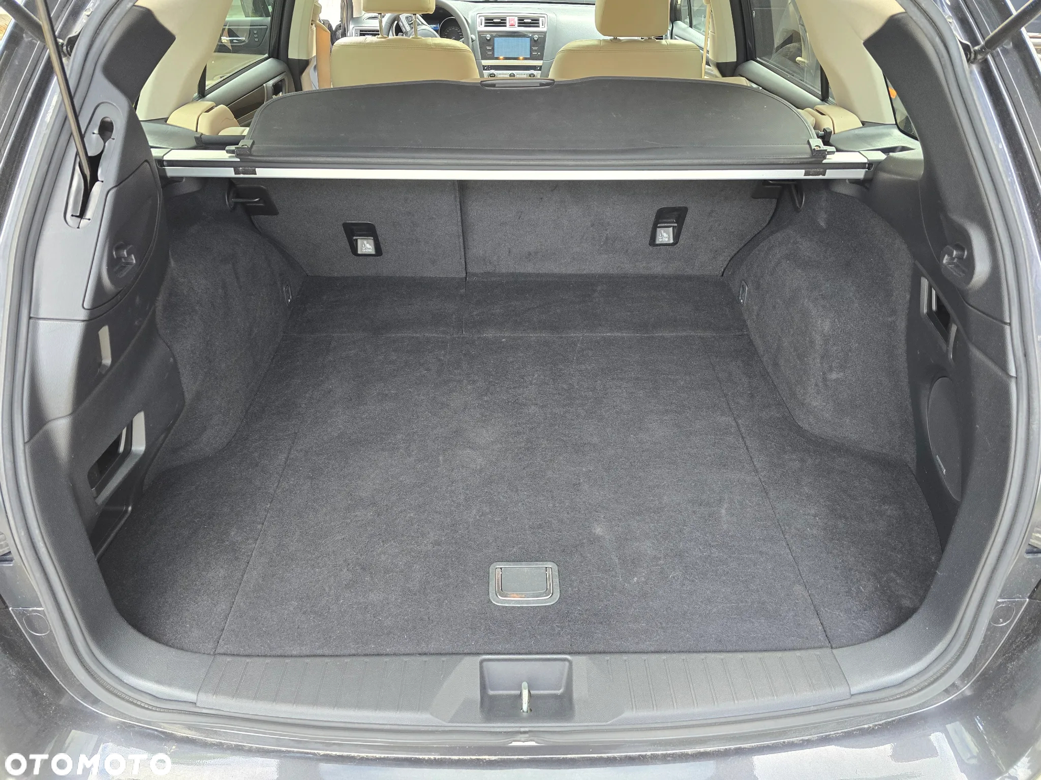 Subaru Outback Legacy 2.0 D Comfort SPO AT - 28