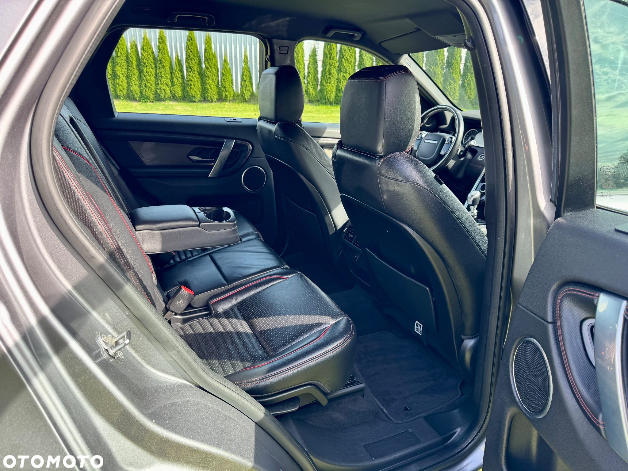 Land Rover Discovery Sport 2.0 D150 R-Dynamic S - 31
