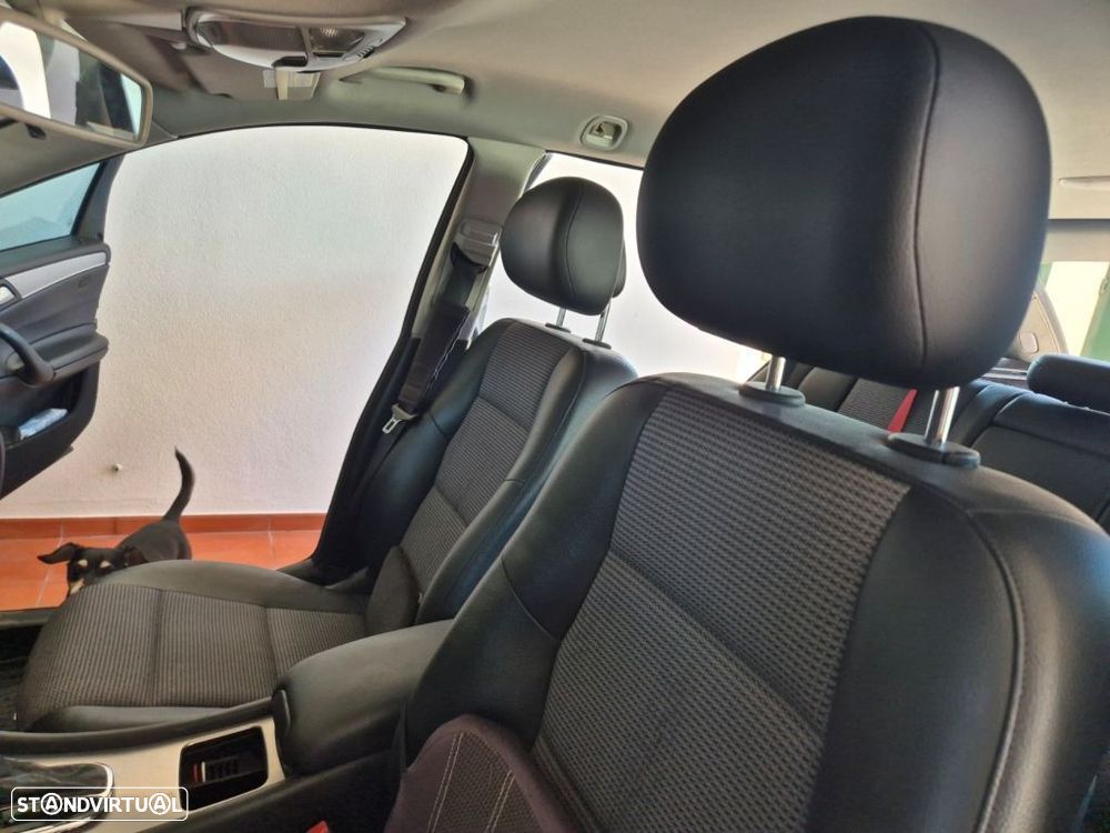 Mercedes-Benz C 220 CDI Auto Avantgarde - 6