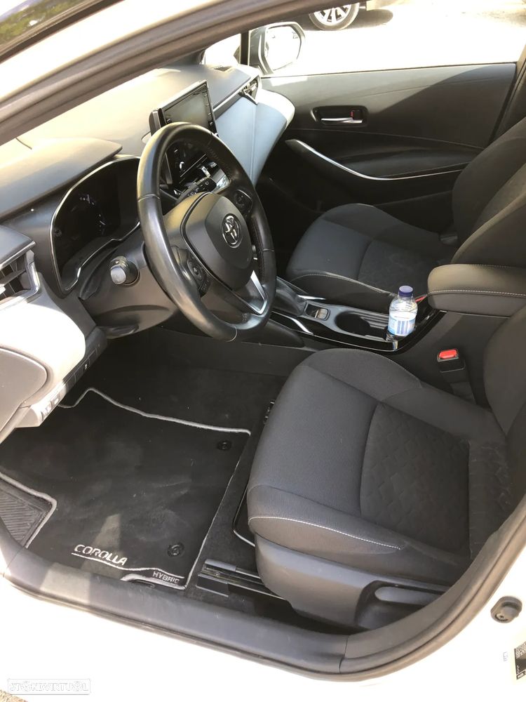 Toyota Corolla 1.8 Hybrid Comfort+P.Sport - 4