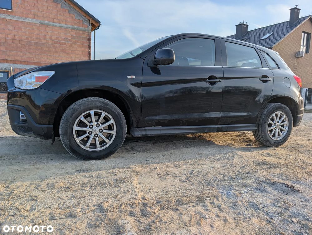 Mitsubishi ASX - 2
