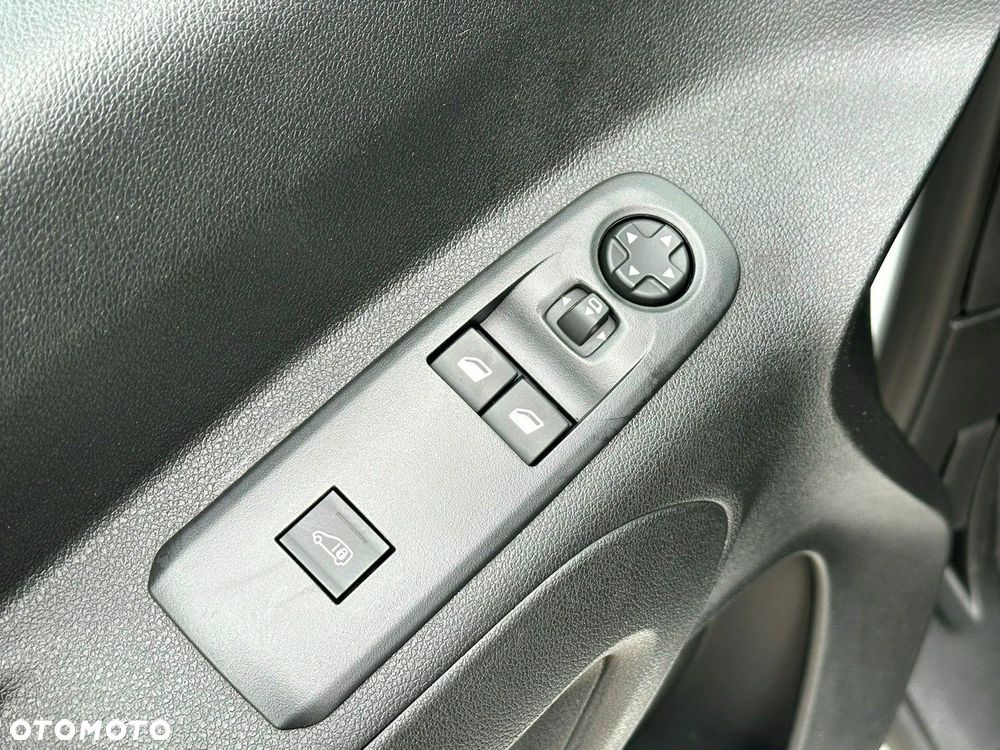 Peugeot Partner - 17