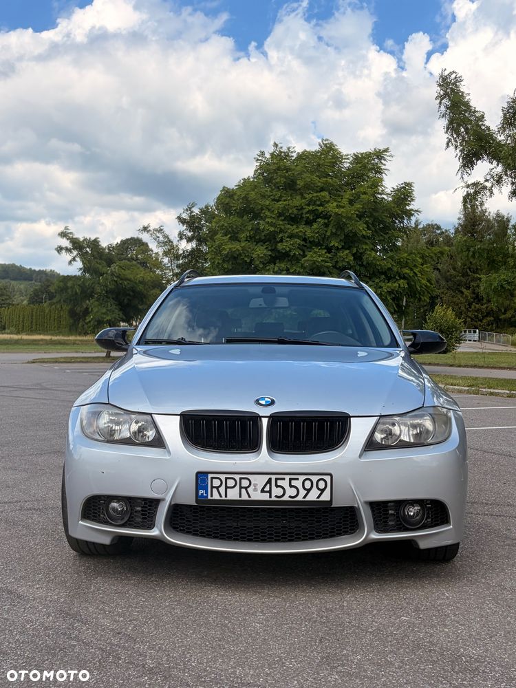 BMW Seria 3 325i - 2