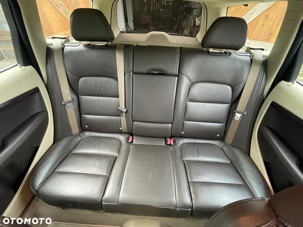 Volvo XC 70 T6 AWD Momentum - 31