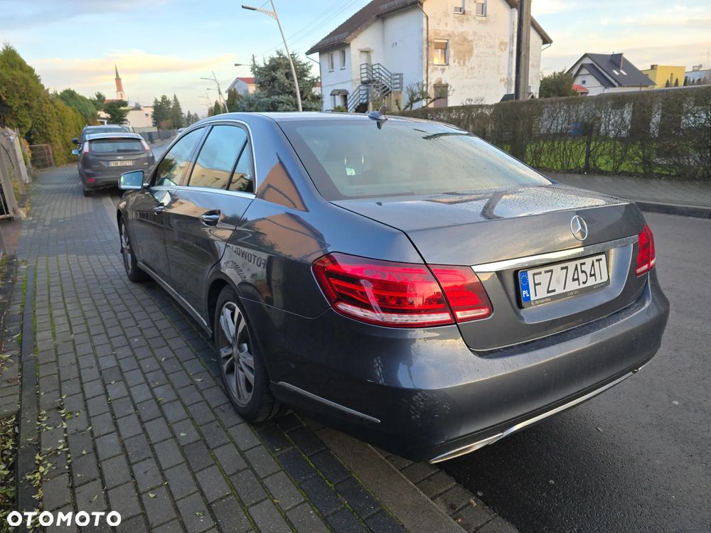 Mercedes-Benz Klasa E 350 BlueTEC 4Matic 7G-TRONIC Elegance - 5