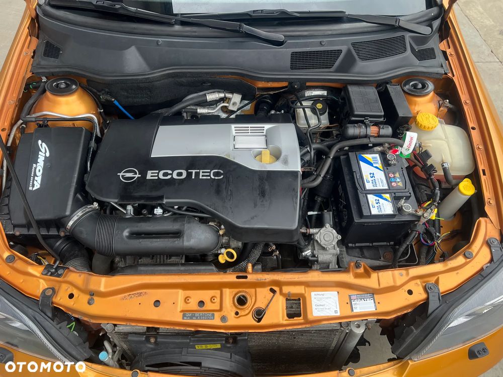 Opel Astra II 2.2 Sport - 19