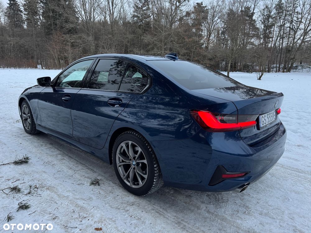 BMW Seria 3 318d Sport Line - 7