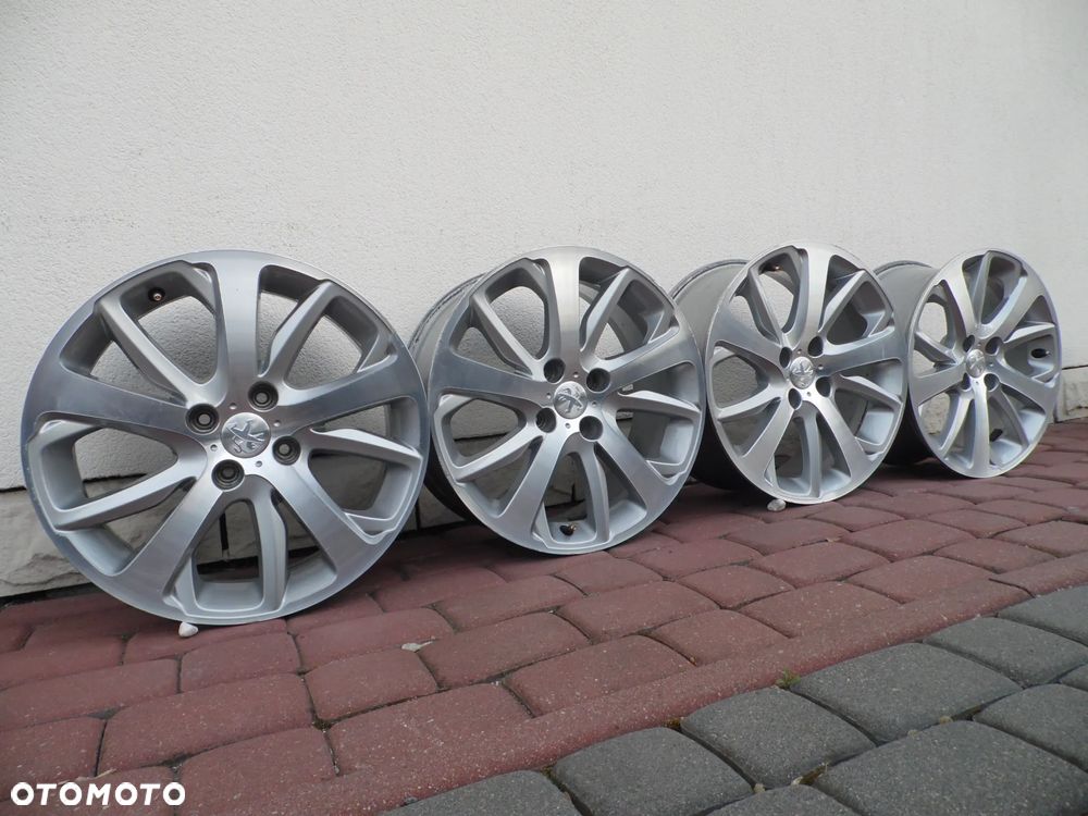 Felgi 17'' 4x108 Peugeot 208 308 2008 Partner Citroen Berlingo C4 - 3