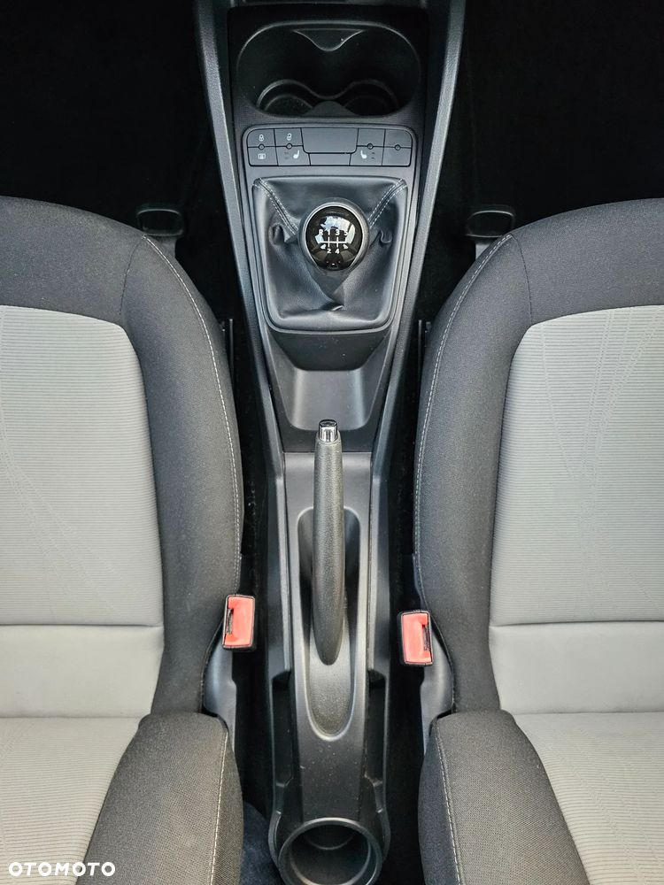 Seat Ibiza 1.4 16V Style - 18