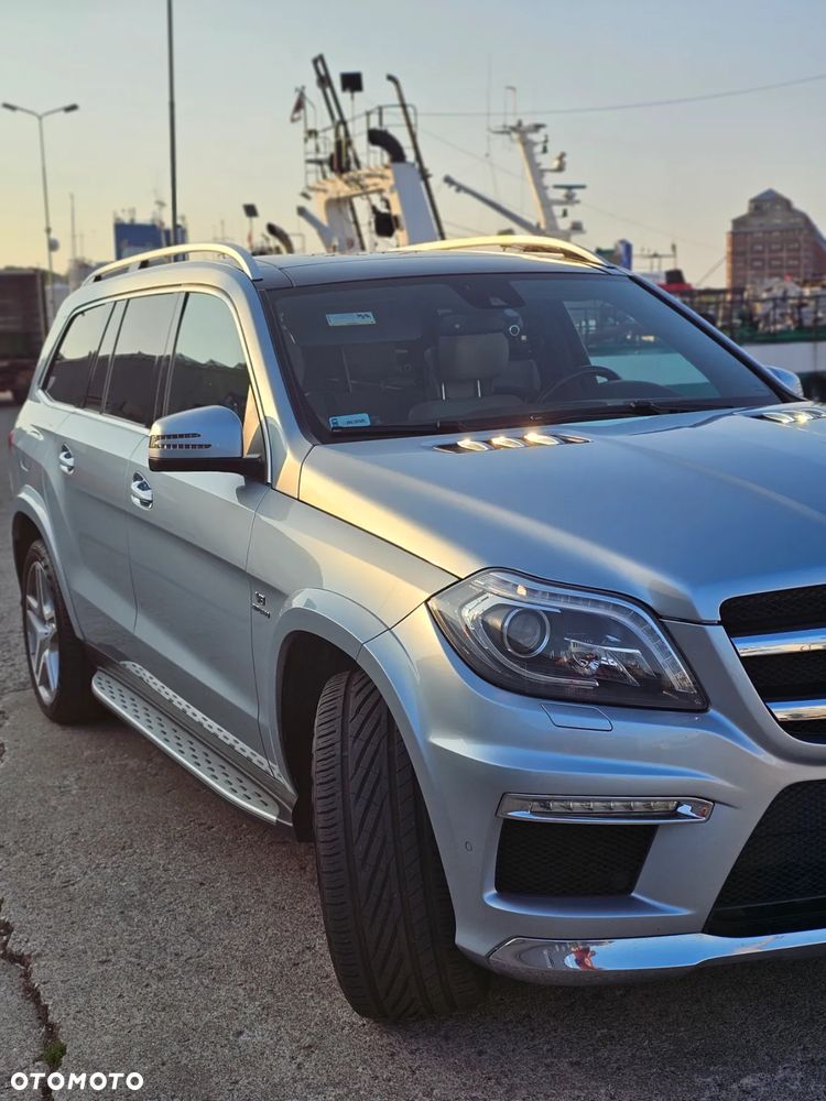 Mercedes-Benz GL 500 4Matic (BlueEFFICIENCY) 7G-TRONIC - 1