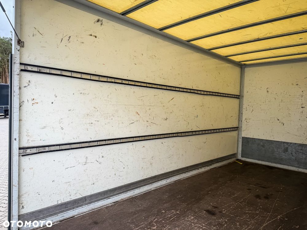 Iveco Daily 35C16H Kontener + Winda - 30