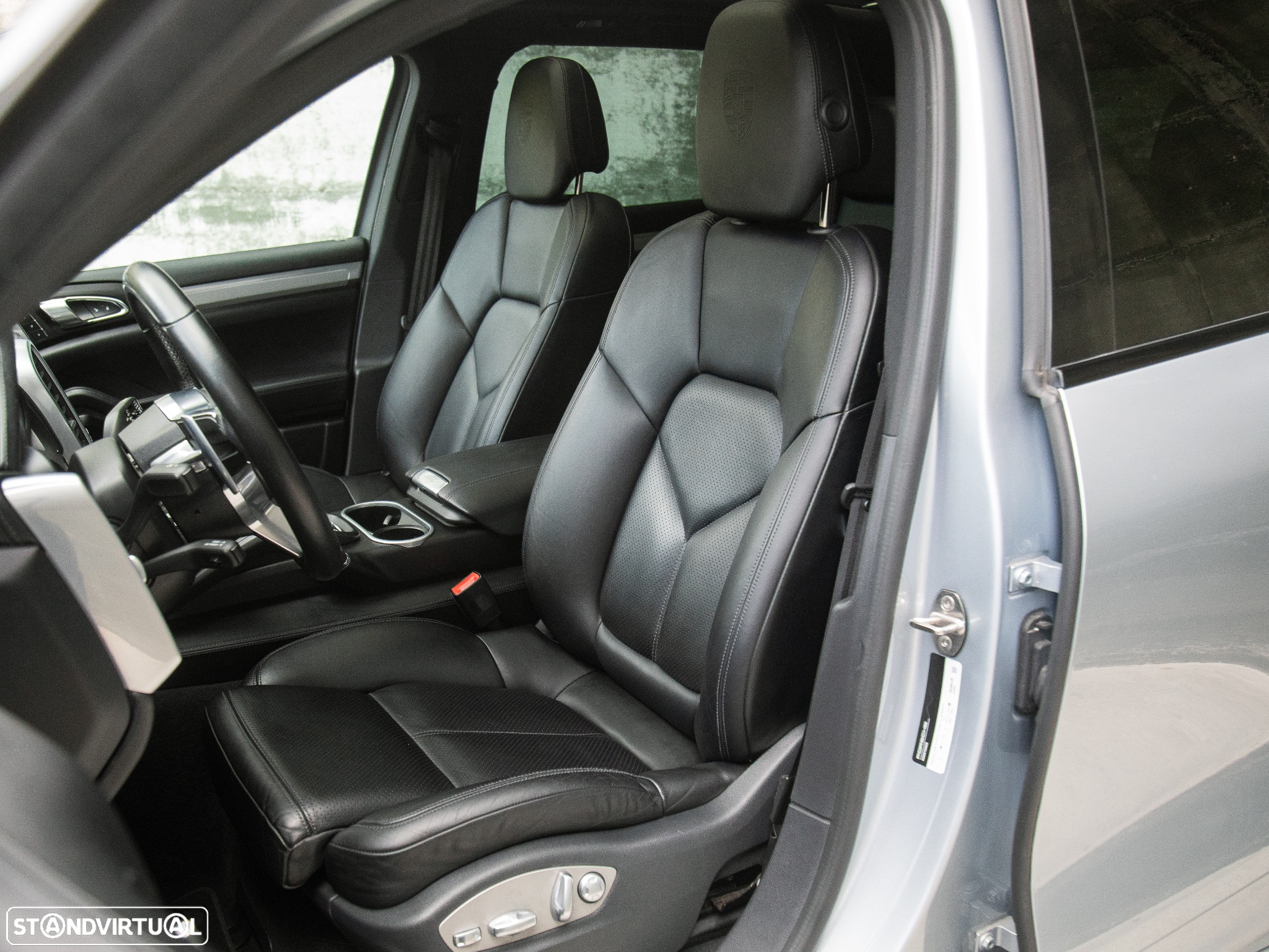 Porsche Cayenne S E-Hybrid Platinum Edition - 12
