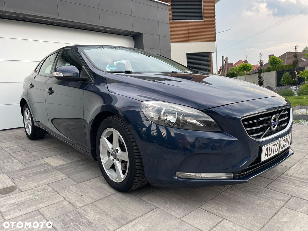 Volvo V40 D2 Summum - 3