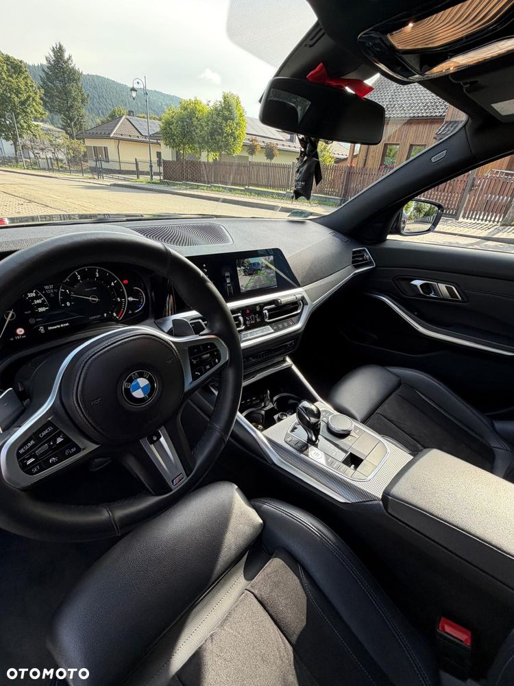 BMW Seria 3 320d xDrive M Sport - 21