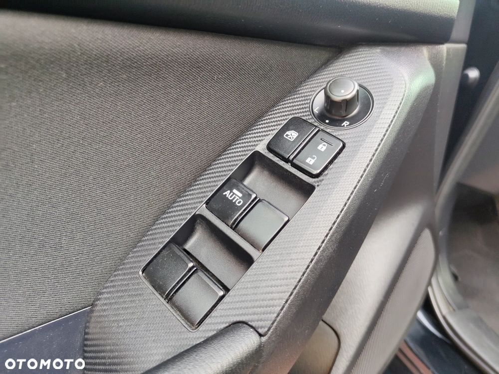 Mazda 3 SKYACTIV-G 120 Automatik Center-Line - 8