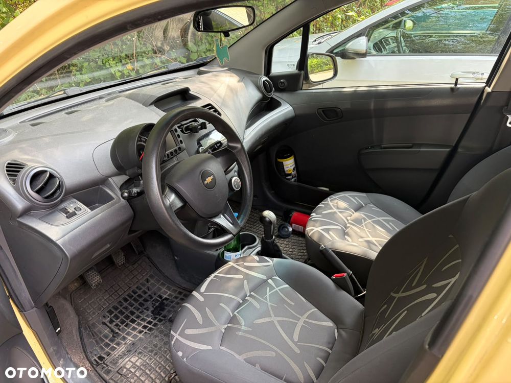 Chevrolet Spark 1.0 Base - 5