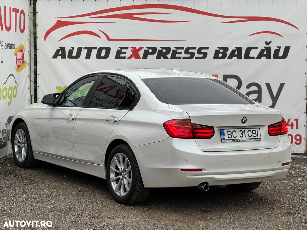 BMW Seria 3 318d - 4